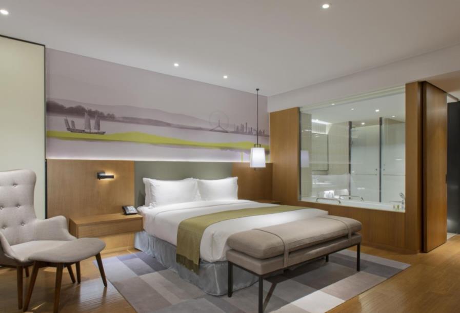Holiday Inn & Suites Tianjin Downtown By Ihg,Tianjin Drum Tower,Joycity Shopping Mall,Tianjin Ancient Cultural Street,Haihe River,The Porcelain House,Convenient Access To Tianjin Binhai International Airport Exteriér fotografie